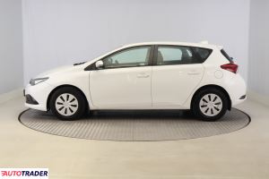 Toyota Auris 2015 1.3 97 KM
