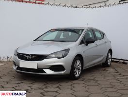 Opel Astra 2021 1.2 143 KM