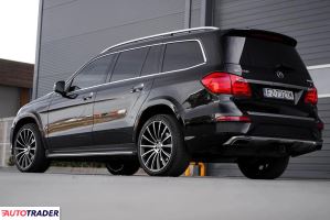 Mercedes GL 2015 4.7 435 KM