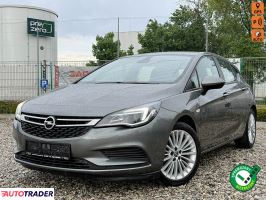 Opel Astra - zobacz ofertę