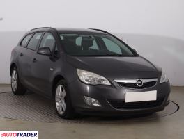 Opel Astra - zobacz ofertę