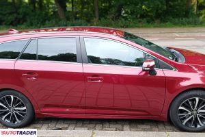 Toyota Avensis 2017 2.0 152 KM Toyota Avensis 2017 2.0 152 KM
