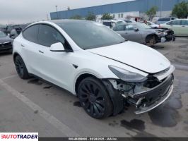 Tesla Model Y 2022 Tesla Model Y 2022