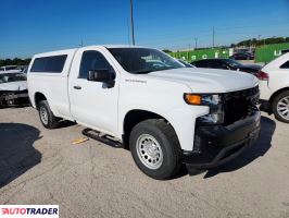 Chevrolet Silverado 2021 4
