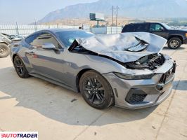 Ford Mustang 2026 5