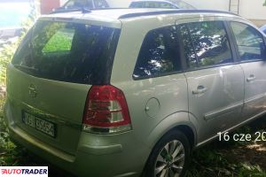 Opel Zafira 2013 1.8 140 KM