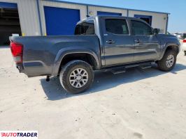 Toyota Tacoma 2019 3