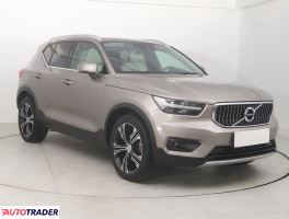 Volvo XC40 - zobacz ofertę