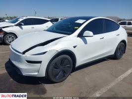 Tesla Model Y 2026