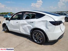Tesla Model Y 2024 Tesla Model Y 2024