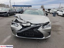 Lexus ES 2019 3