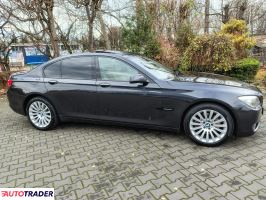 BMW 730 2008 3.0 245 KM