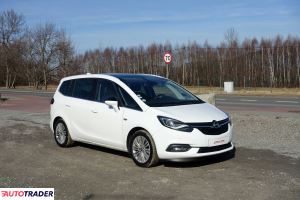 Opel Zafira 2016 1.6 134 KM