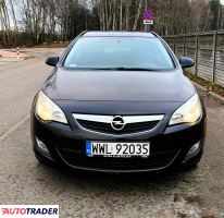 Opel Astra 2011 2.0 160 KM