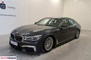 BMW 730 2018 3.0 265 KM