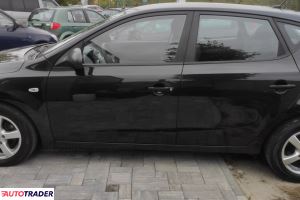 Hyundai i30 2008 1.4 109 KM