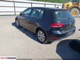Volkswagen Golf 2021 1