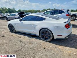 Ford Mustang 2022 5