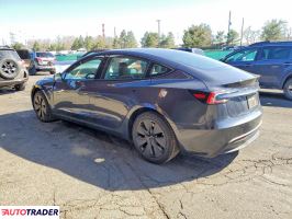 Tesla Model 3 2024