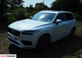 Volvo XC90 2021 2.0 250 KM