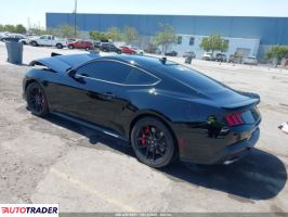 Ford Mustang 2025 5