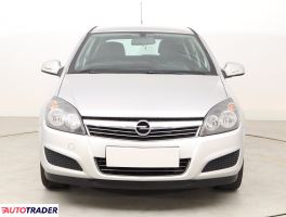 Opel Astra 2012 1.6 113 KM