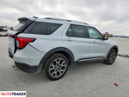 Ford Explorer 2025 3
