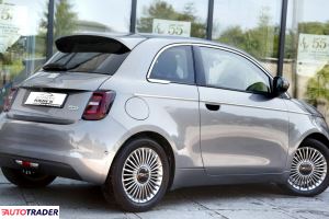 Fiat 500 2023 118 KM