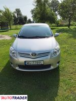 Toyota Auris 2013 1.3 99 KM
