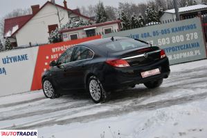 Opel Insignia 2010 2.0 220 KM