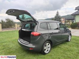 Opel Zafira 2016 1.6 136 KM