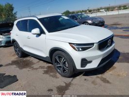 Volvo XC40 2023 2