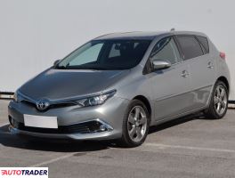 Toyota Auris 2015 1.2 113 KM