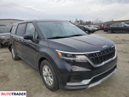 Kia Carnival 2023 3
