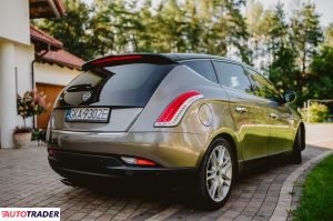 Lancia Delta 2009 1.9 190 KM