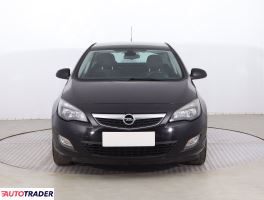 Opel Astra 2011 1.4 118 KM
