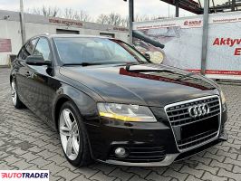 Audi A4 2011 2.0 136 KM