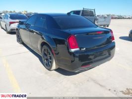 Chrysler 300C 2022 3