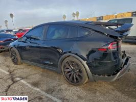 Tesla Model X 2022