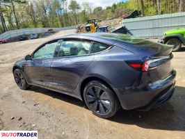 Tesla Model 3 2025