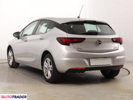 Opel Astra 2018 1.4 147 KM
