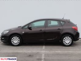 Opel Astra 2014 1.6 113 KM