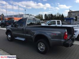 Ford F350 2010 5.4 320 KM Ford F350 2010 5.4 320 KM
