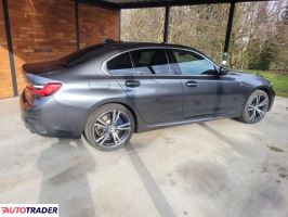 BMW 330 2019 2.0 292 KM