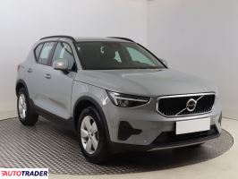 Volvo XC40 2023 1.5 127 KM