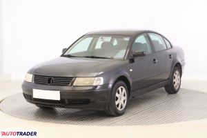 Volkswagen Passat 1999 1.9 113 KM