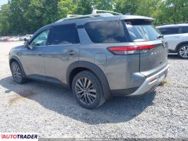 Nissan Pathfinder 2022 3