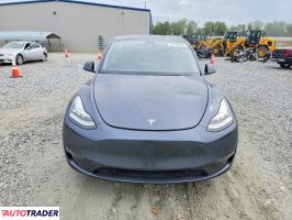 Tesla Model Y 2020