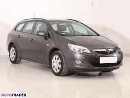 Opel Astra 2011 1.4 99 KM Opel Astra 2011 1.4 99 KM