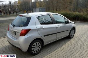 Toyota Yaris 2016 1.3 99 KM Toyota Yaris 2016 1.3 99 KM